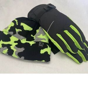 Boys ZeroXposure L/XL Beanie Hat & Winter Gloves Set Thinsulate insulation